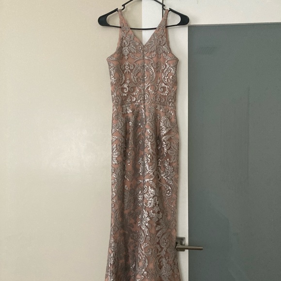 Dress the population - long formal dress - Picture 6 of 12